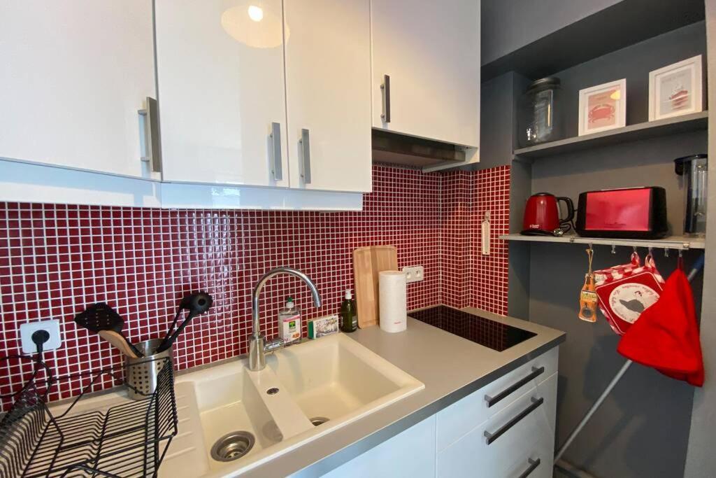 Royan 2P - Centre - 300m Plage Apartment Bagian luar foto